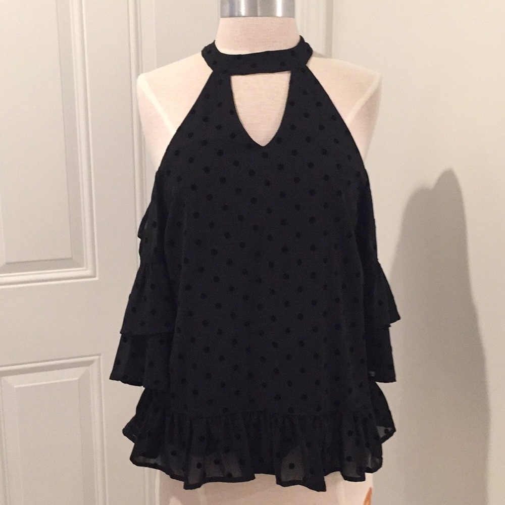 Infinity Raine black open shoulder Sz s top